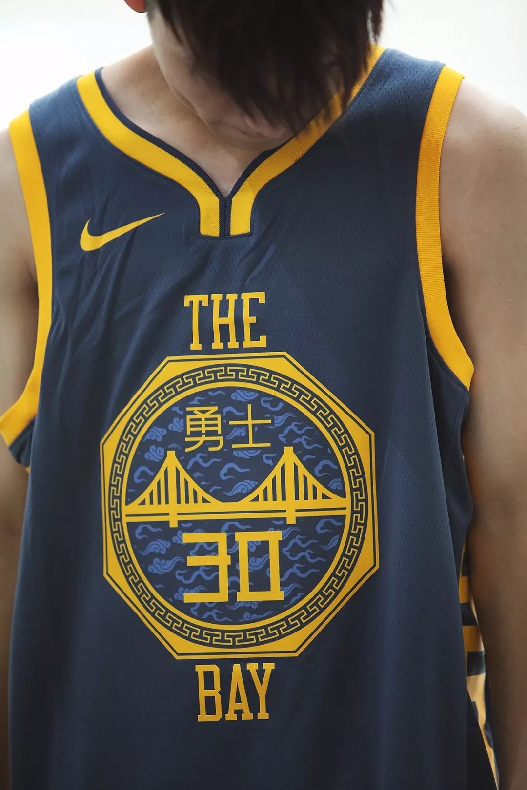 须防止他在 须防止他在